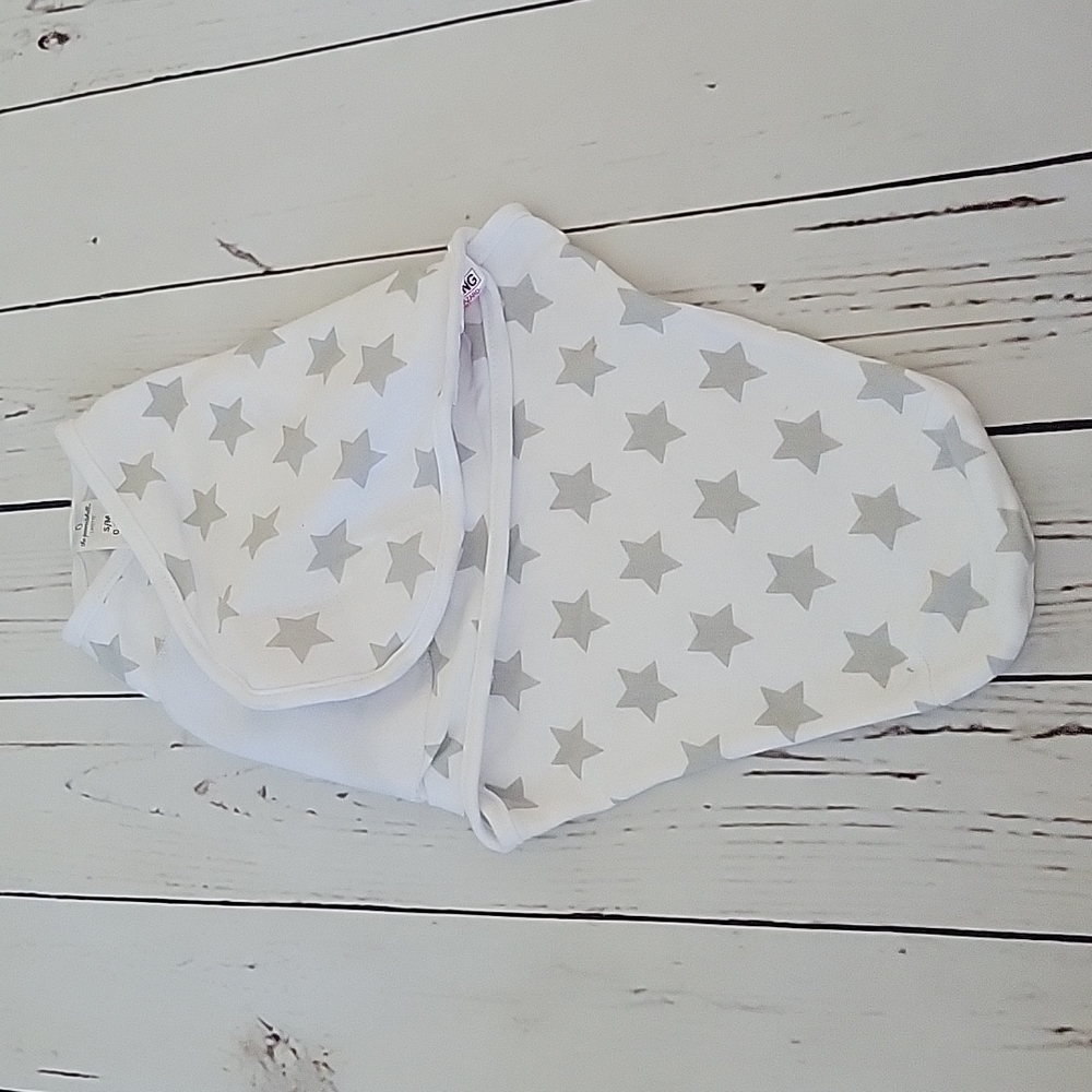 Stars 🌟  Swaddle